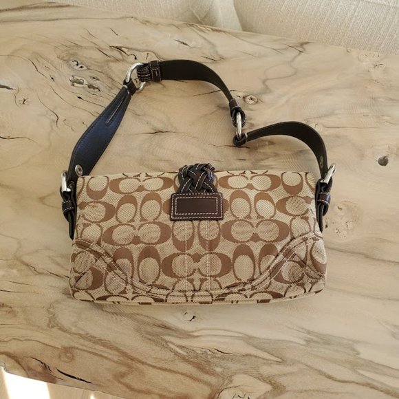 Coach Soho Demi Pouch - Picture 2 of 8